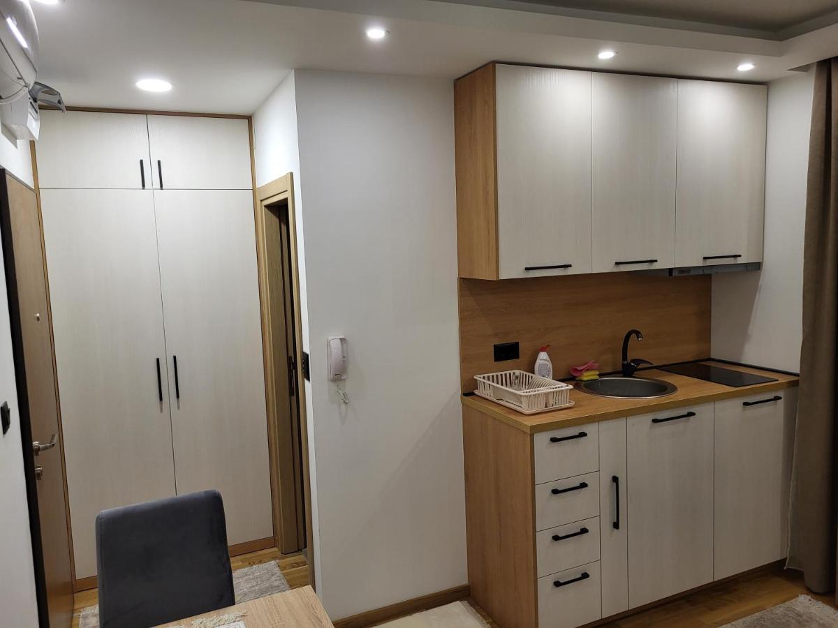 Lux Apartmani Bajova Cetinje Exterior foto