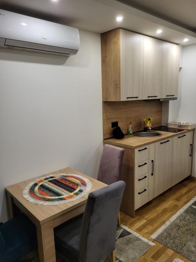 Lux Apartmani Bajova Cetinje Exterior foto